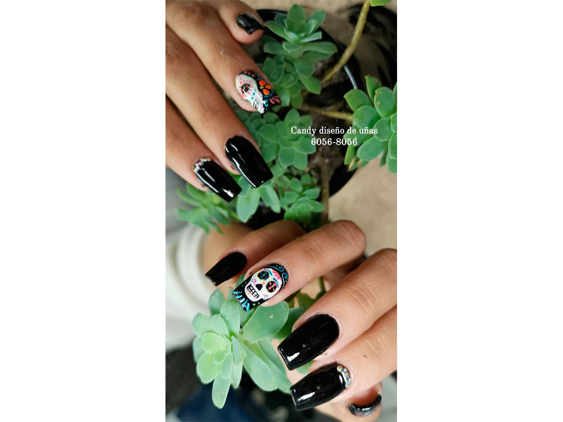 10 uñas inspiradas en catrinas para el Día de Muertos