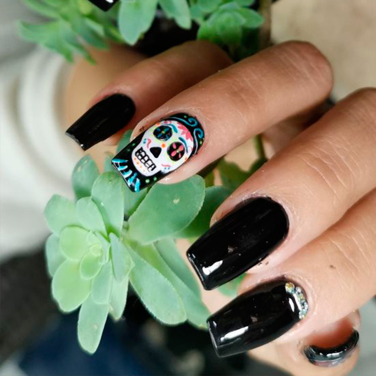 10 uñas inspiradas en catrinas para el Día de Muertos