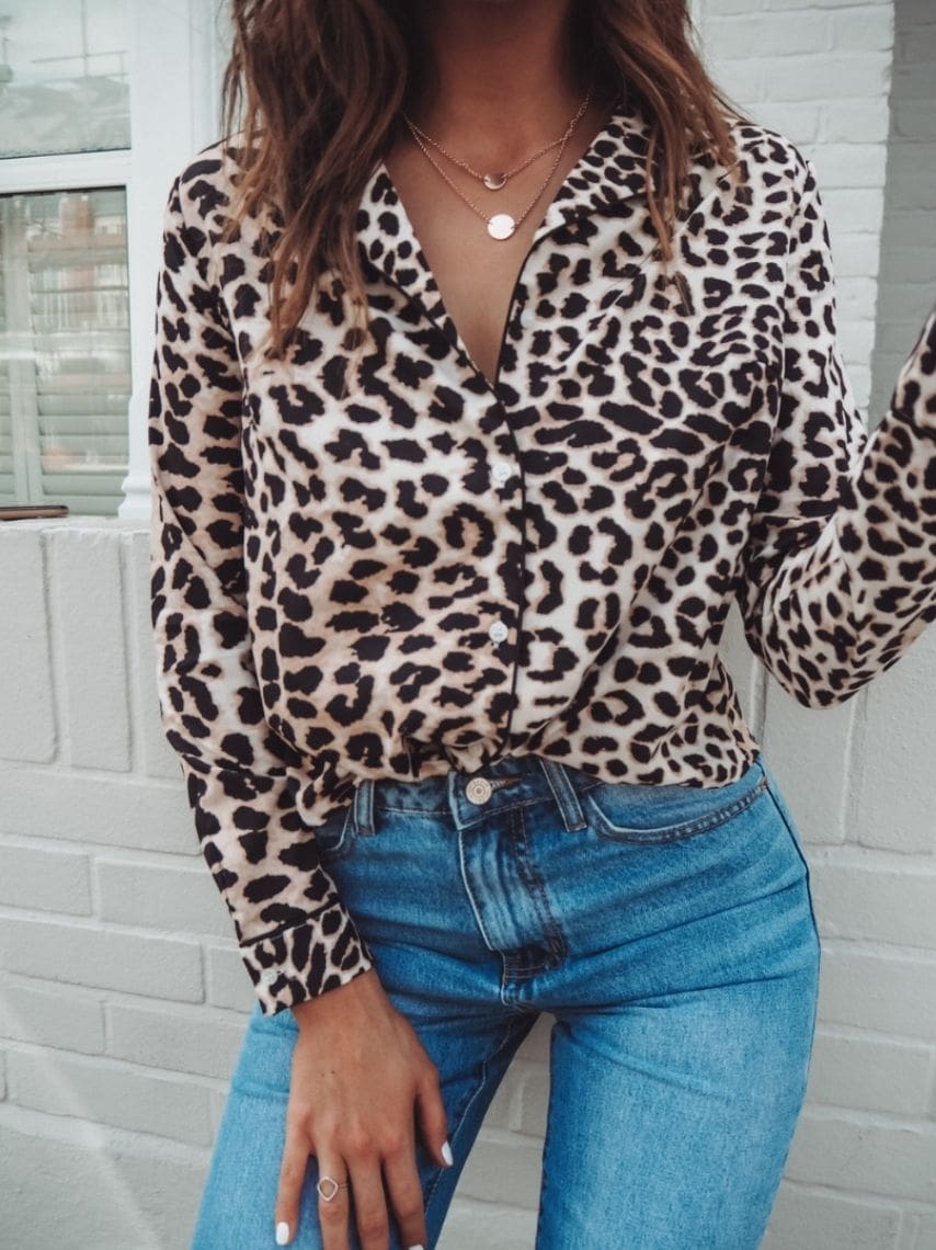 10-outfits-animal-print-ideales-para-destacar-en-la-oficina-4