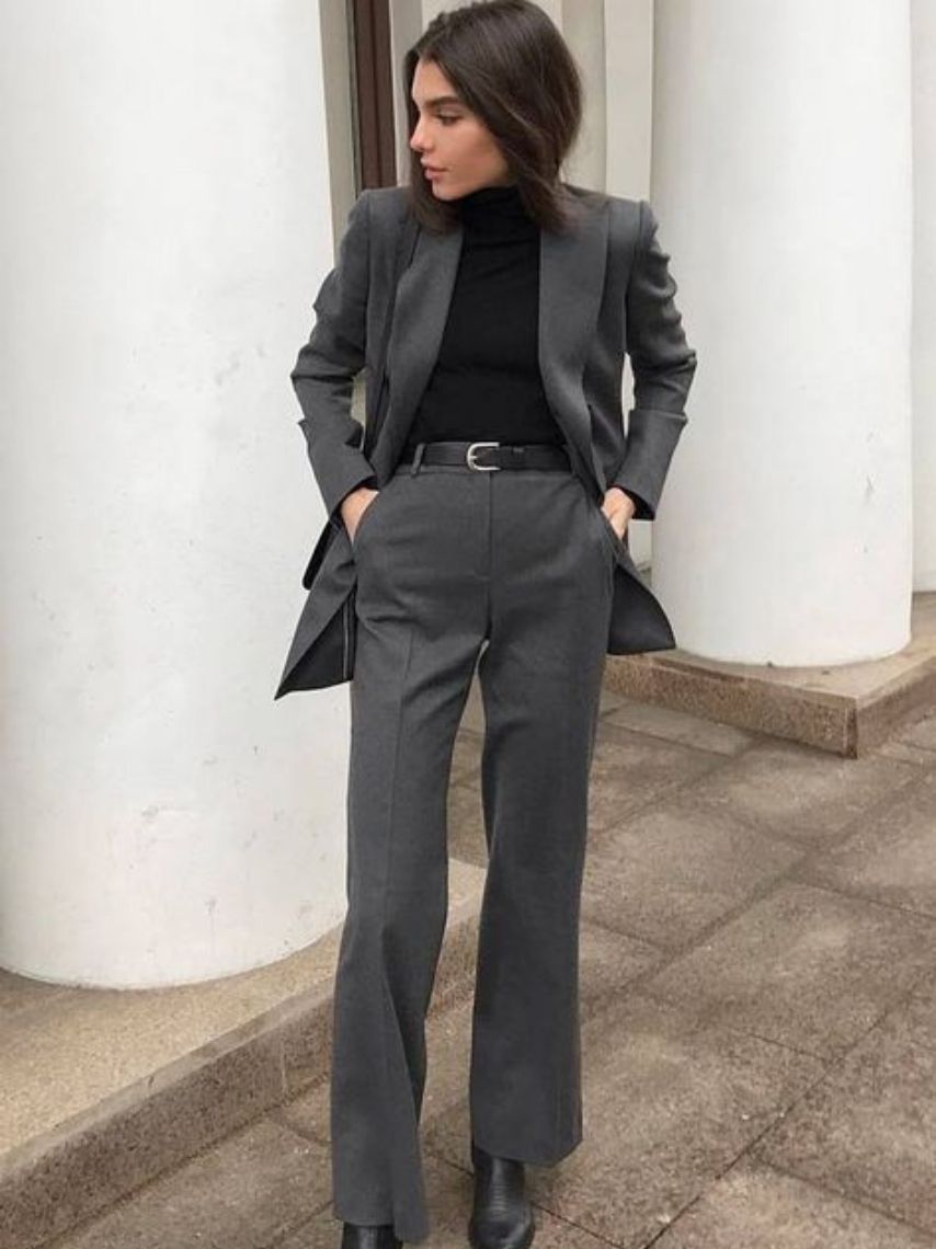 10 outfits con blazer gris para verte elegante y juvenil en la oficina |  Mujer de 10