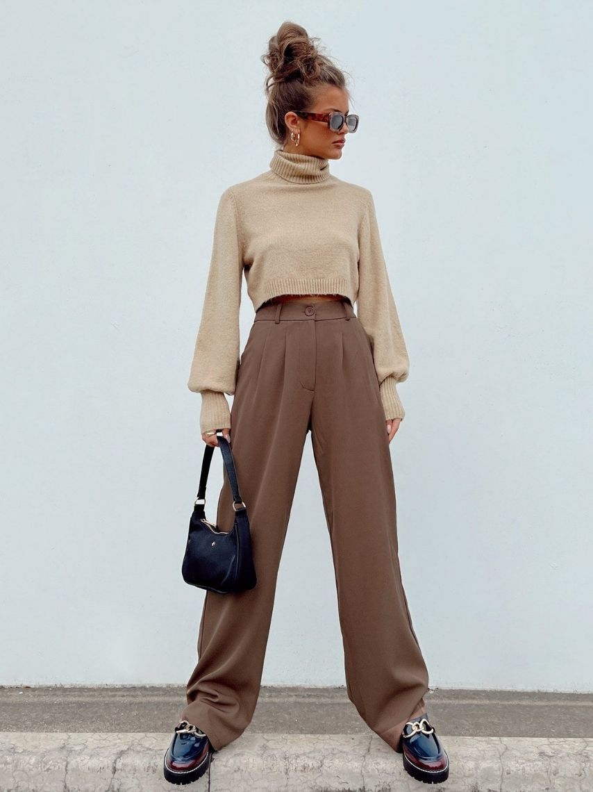 10-outfits-con-pantalon-cafe-ideales-para-el-clima-de-otono-1