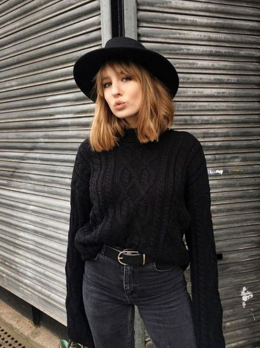 10-outfits-con-sombrero-negro-perfectos-para-otono-2