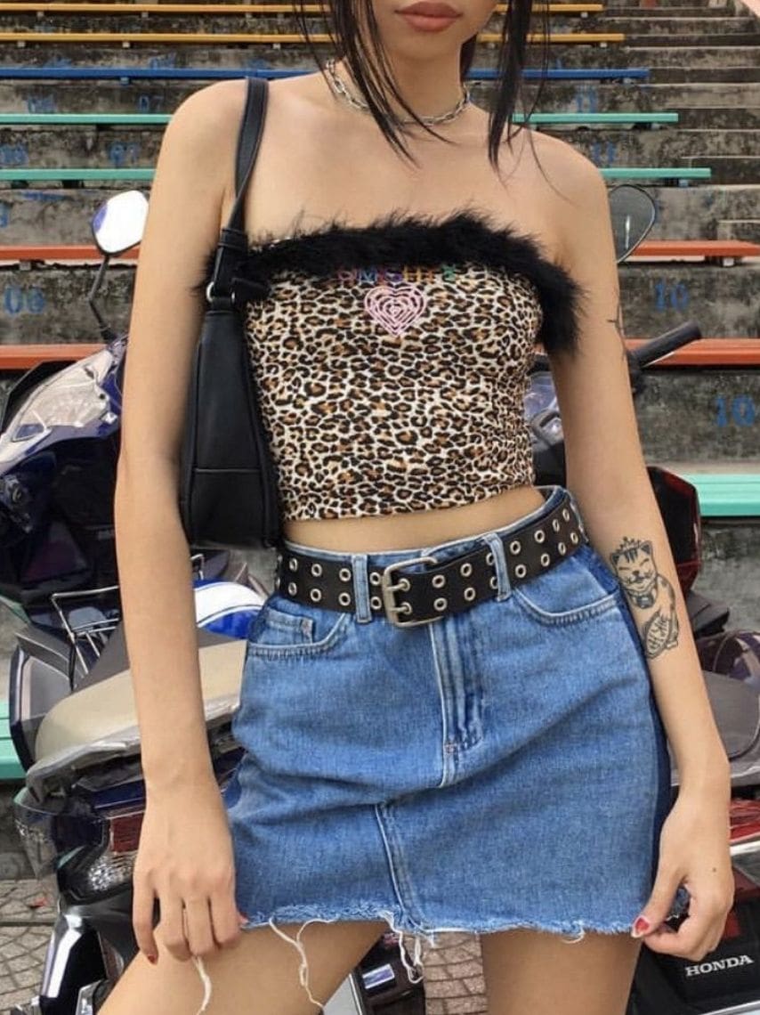 10-outfits-inspirados-en-los-2000-que-te-haran-ver-sexy-y-juvenil-9