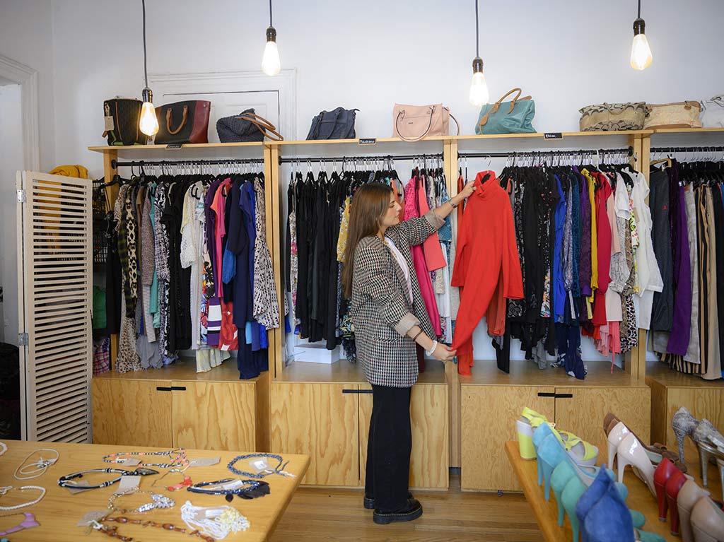 3 tiendas de ropa vintage y tips para cuidar tus prendas con Vanish® 4