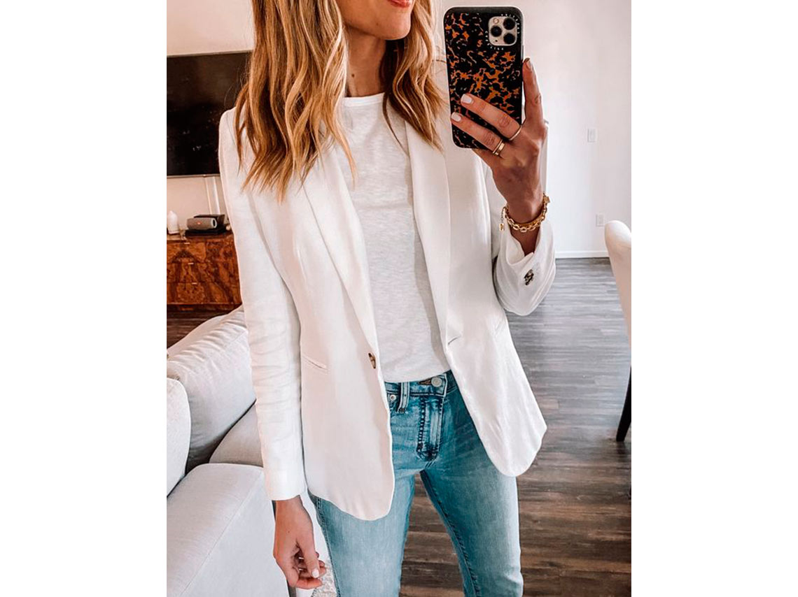 10 outfits con blazer blanco y jeans para la oficina