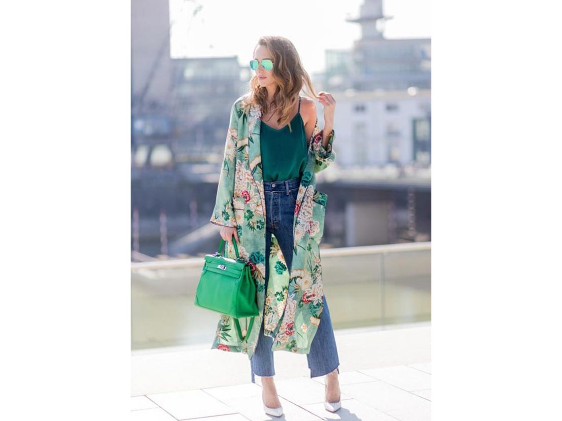 10 formas de combinar tu kimono largo sin verte informal