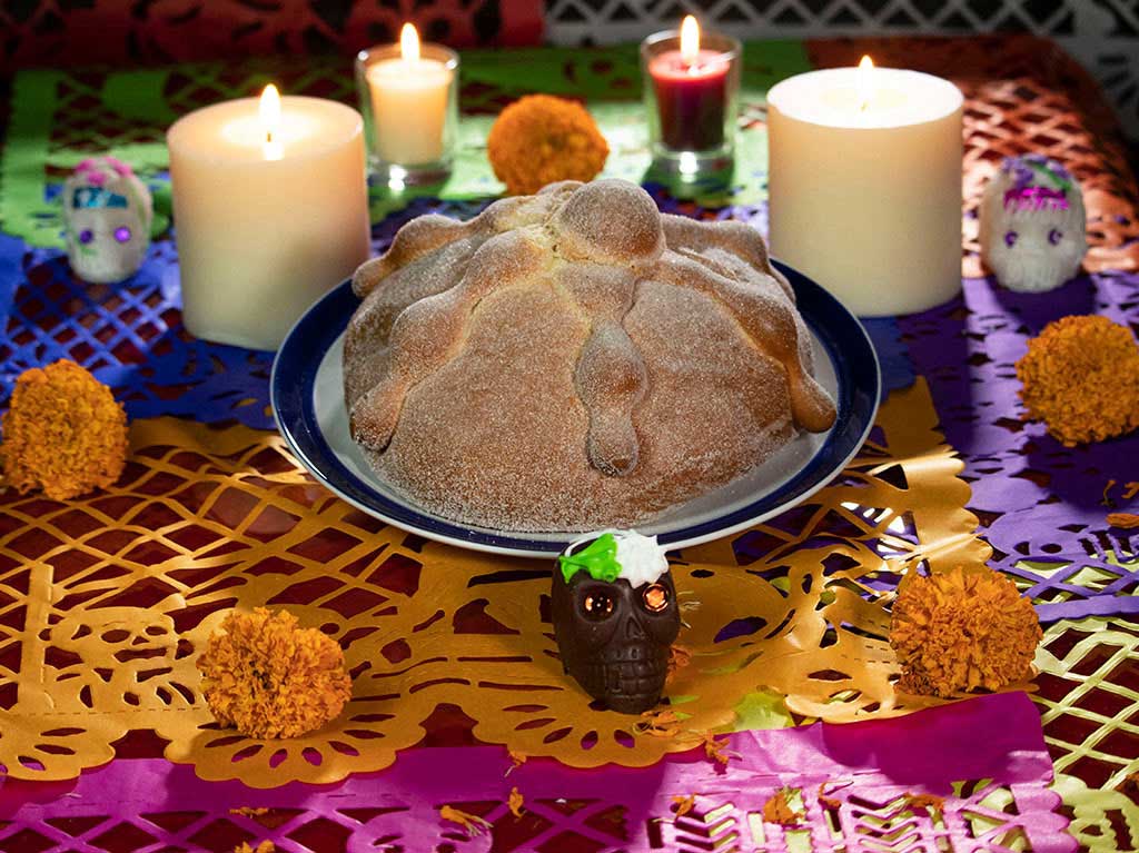 ¡Haz tu ofrenda este Día de Muertos!