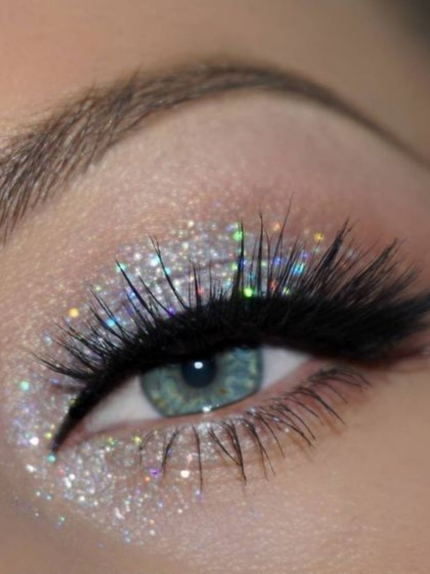 10-maquillajes-frios-para-verte-increible-este-otono-invierno-2021-5