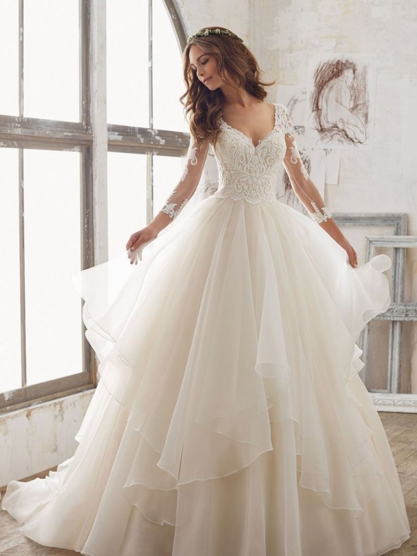 10-vestidos-de-novia-en-corte-princesa-para-una-boda-elegante-8