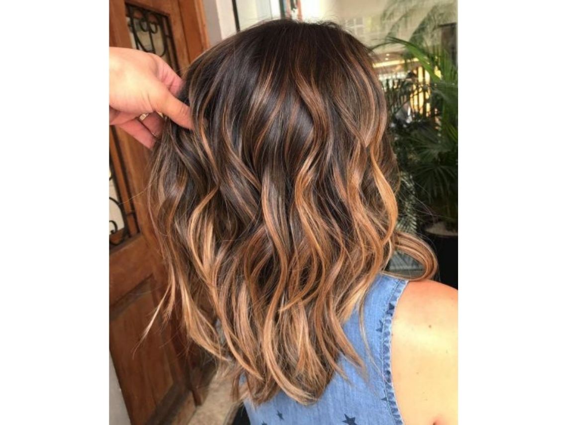 10 formas de llevar el balayage caramelo en tu cabello corto