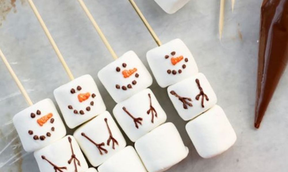 10 formas decorar tu mesa para Navidad con poco dinero