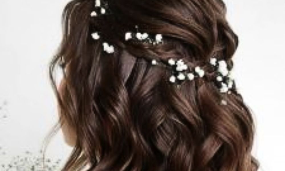 10-peinados-faciles-y-elegantes-para-lucir-tu-cabello-corto-en-navidad-2