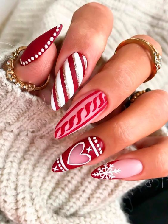 10-diseños-de-uñas-rojas-ideales-para-la-época-navideña