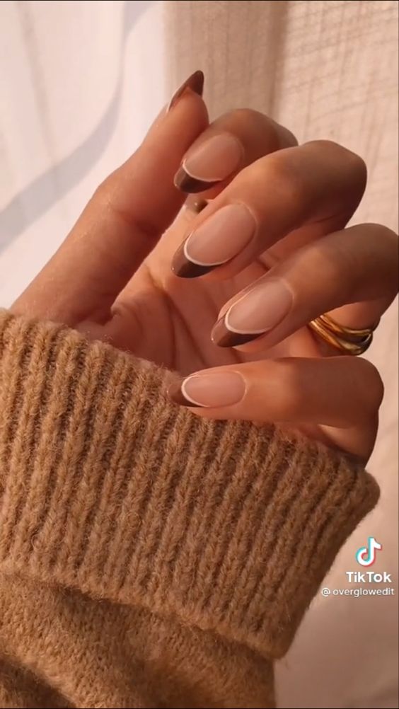 10 ideas de uñas nude ultra elegantes para llevar en invierno 13