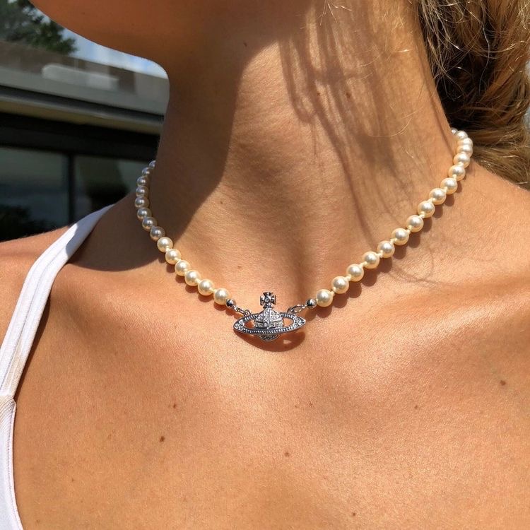 10 collares que alargarán tu cuello y afilarán tu rostro 1