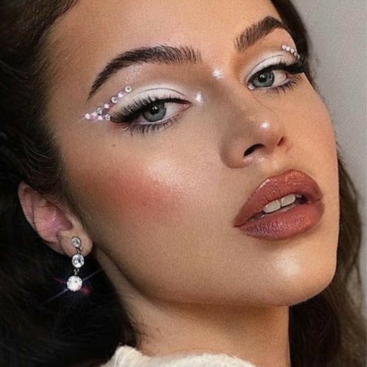 10 ideas de maquillaje para Año Nuevo que puedes hacer en 10 minutos