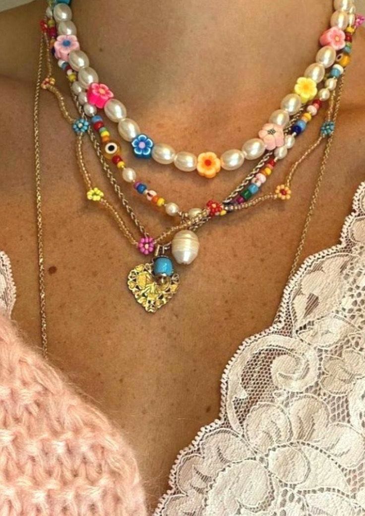 10 collares que alargarán tu cuello y afilarán tu rostro 8