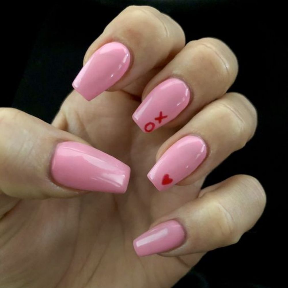 10 ideas de uñas para San Valentín para lucir fantástica