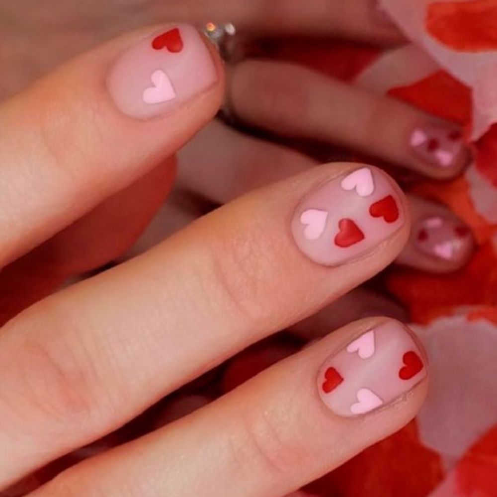 10 ideas de uñas para San Valentín para lucir fantástica