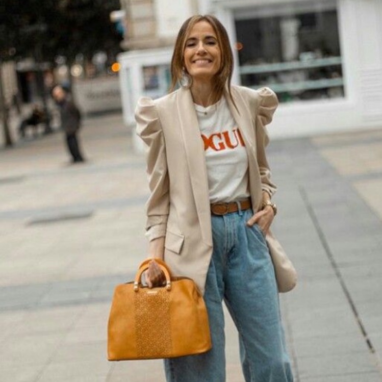 5 outfits con jeans de pierna ancha para lucir delgada y elegante | Mujer  de 10