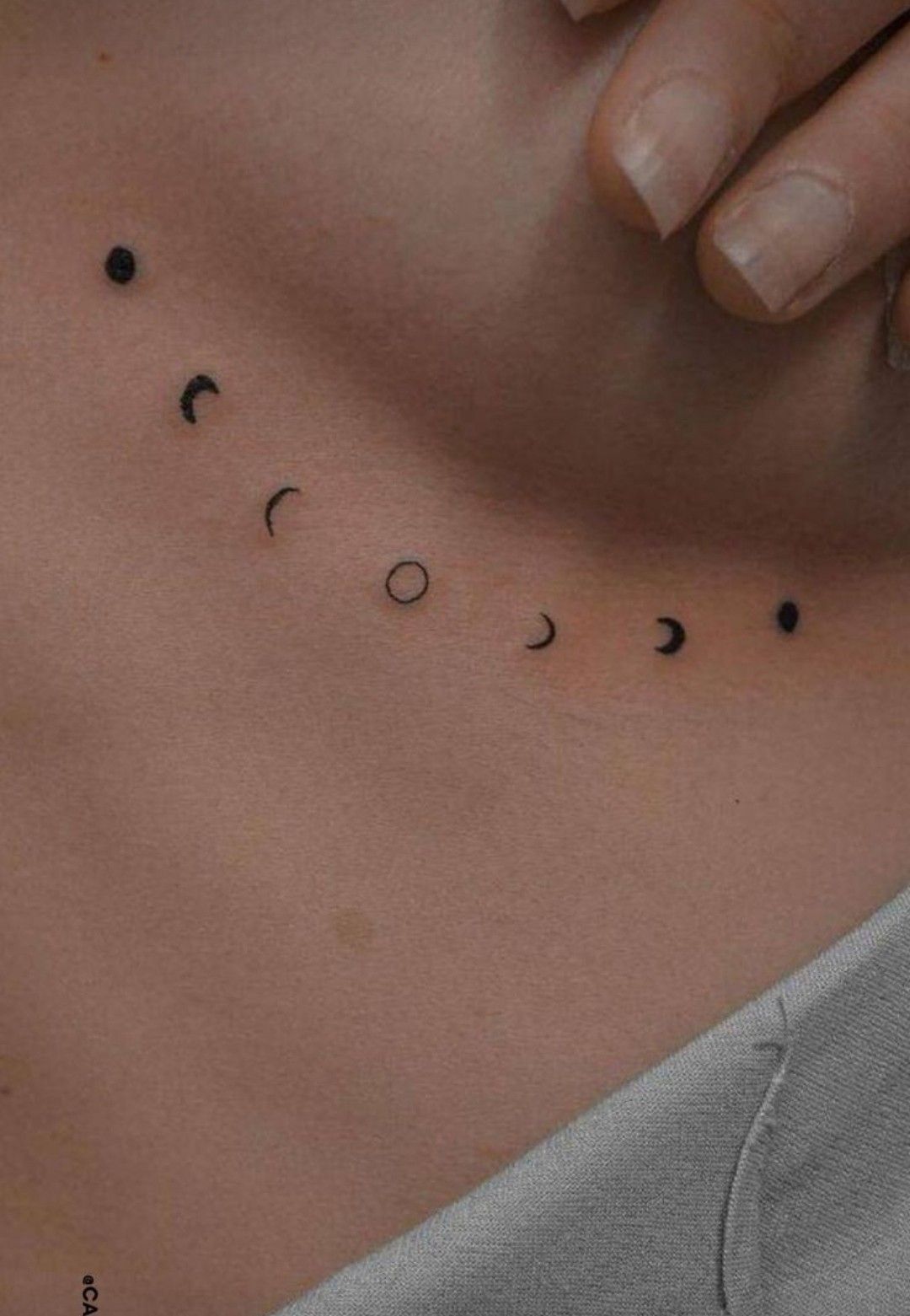 8 tatuajes astrólogos para atraer la buena suerte 3