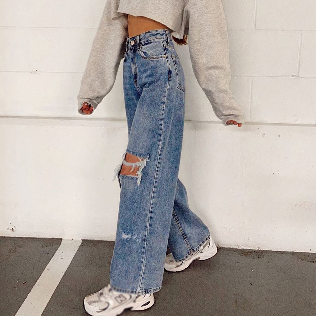 8 outfits vintage con baggy jeans para lucir alta y delgada 1