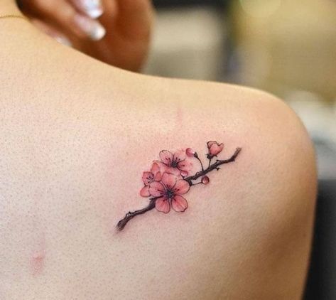 5-tatuajes-florales-que-vas-a-querer-tener