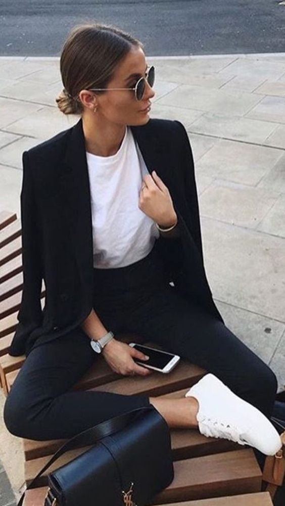5 Outfits casuales para ir a trabajar a la oficina