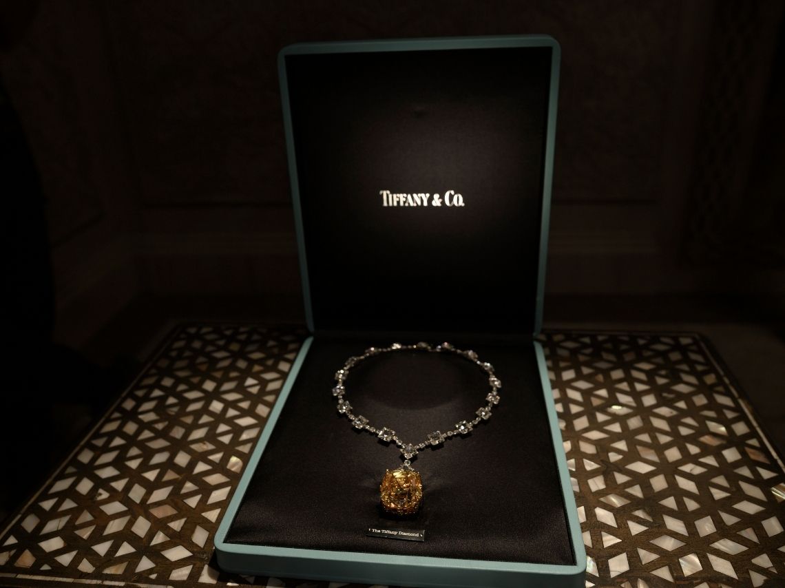 Todo sobre las joyas Tiffany que vemos en Muerte en el Nilo 2