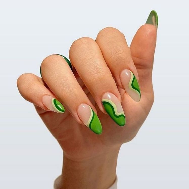 10 ideas de uñas verdes fáciles y casuales para la oficina