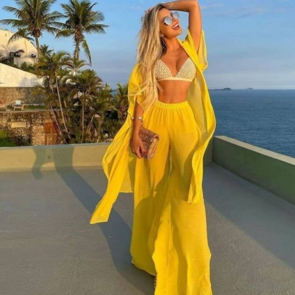 vestido-amarillo-de-playa