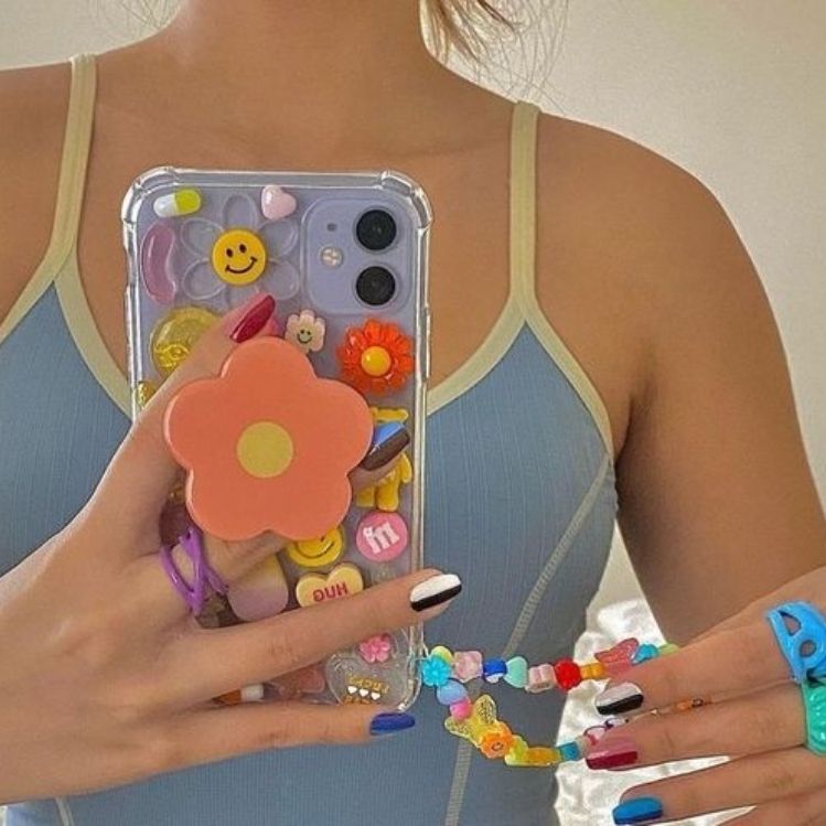 5-accesorios-para-celular-que-te-salvaran-la-vida