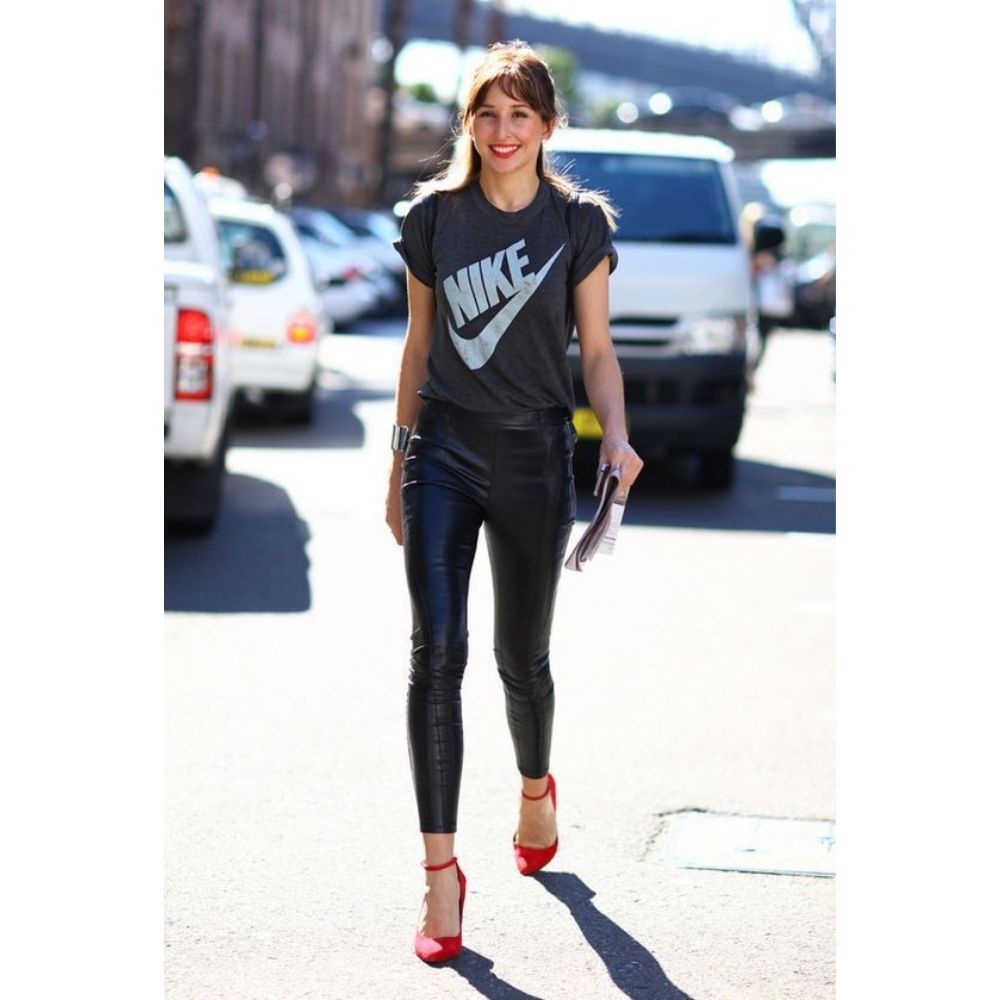 10 outfits con leggins negros sin morir de calor