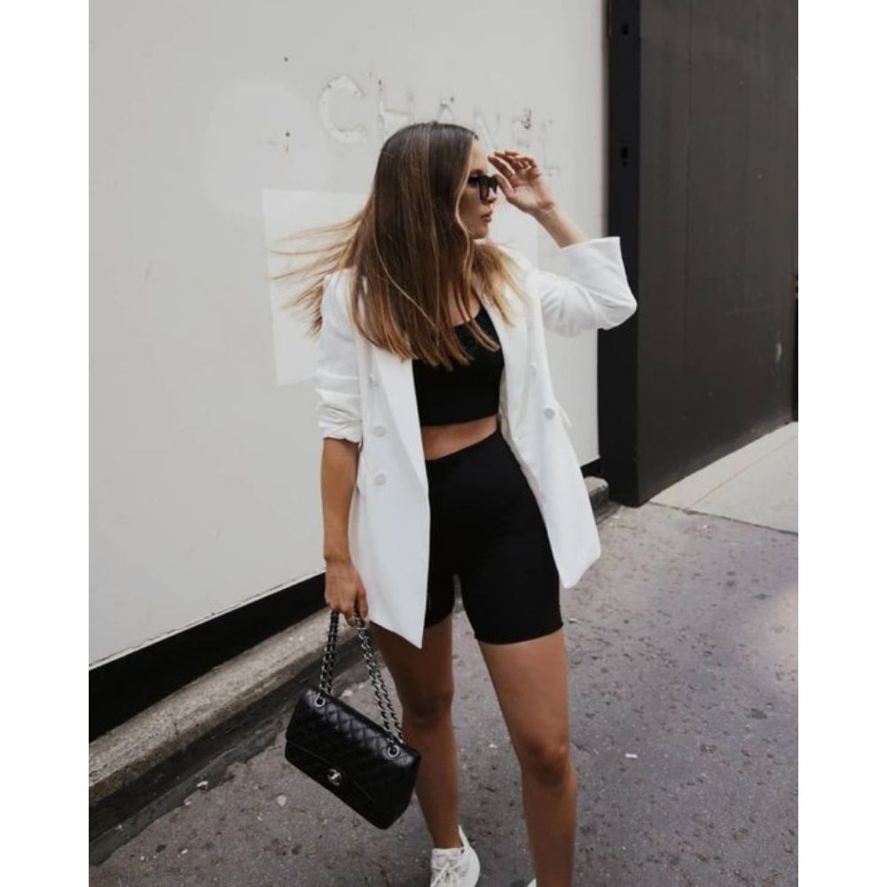 10 outfits con short negro ideal para la primavera calurosa