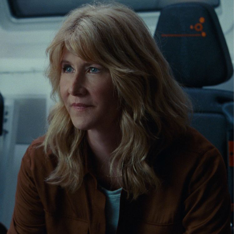 Laura Dern cuenta detalles que no sabías de Jurassic World Dominio