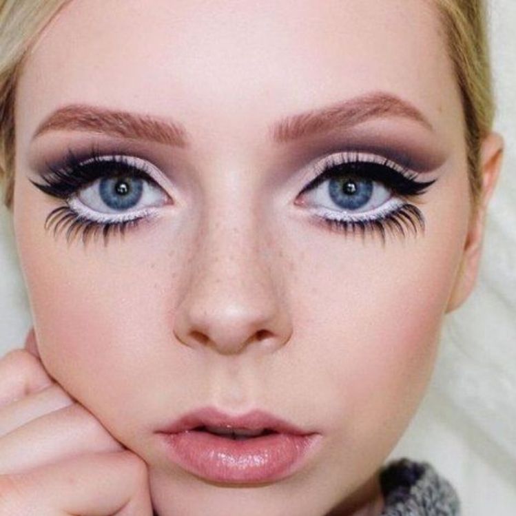 10 ideas de maquillaje de los 60 para salir de fiesta