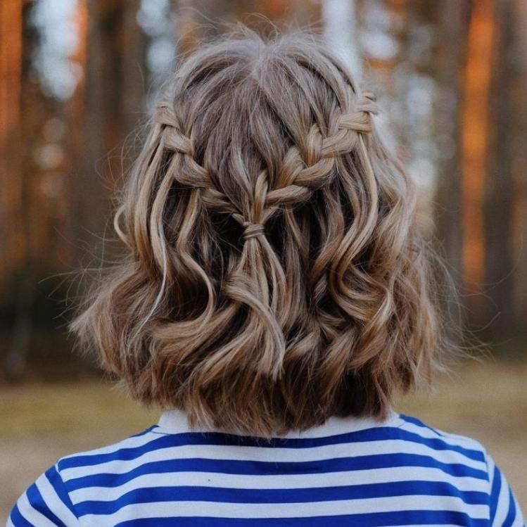 10 peinados para arreglar tu cabello corto para que luzca elegante