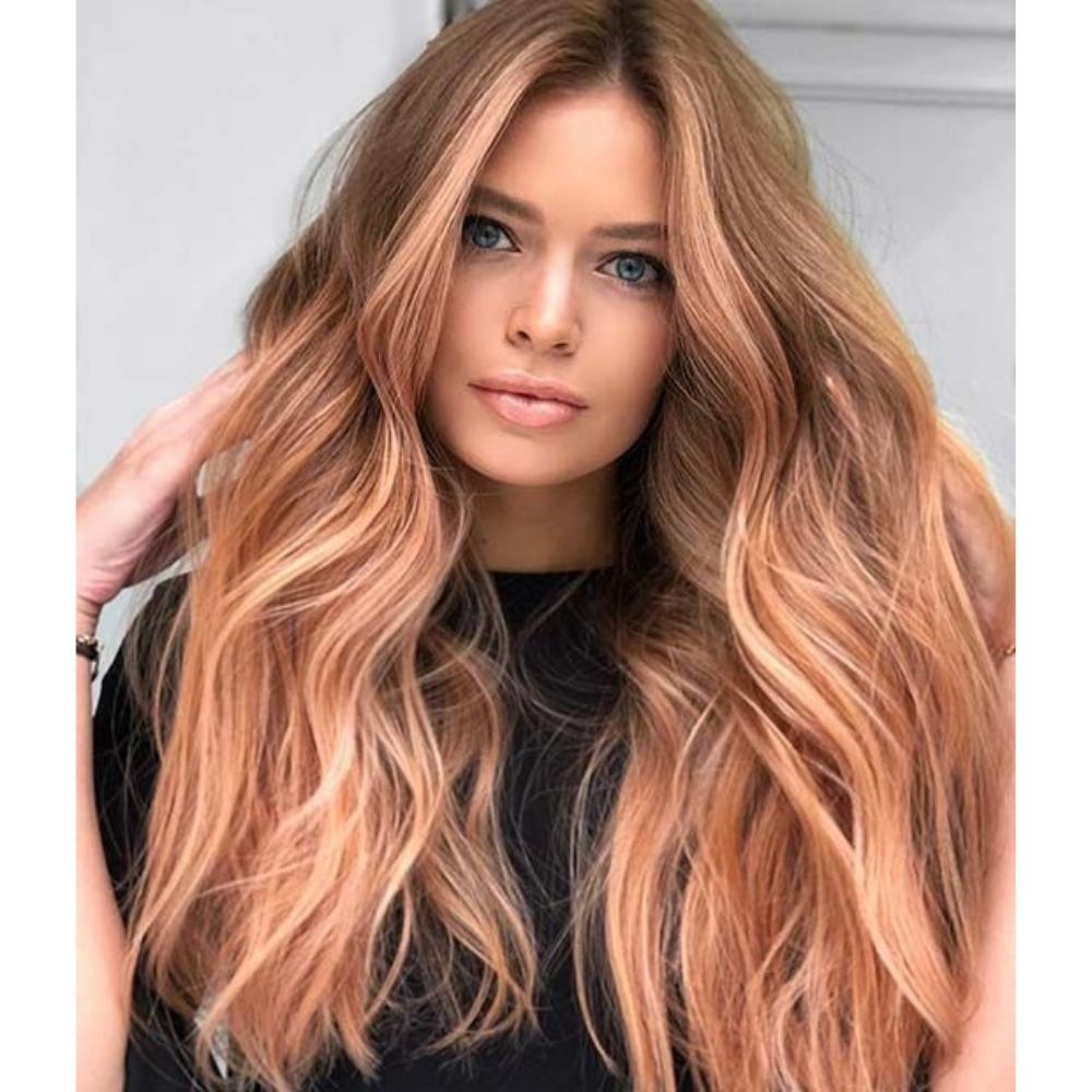 10 ideas para llevar la tendencia de tinte Rubio Fresa en tu cabello