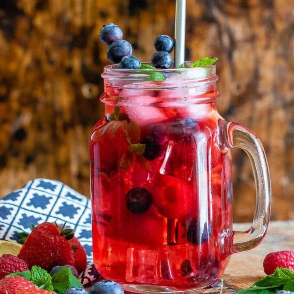 10 bebidas aesthetic que debes intentar con tus amigas para hechar chisme-frutos rojos