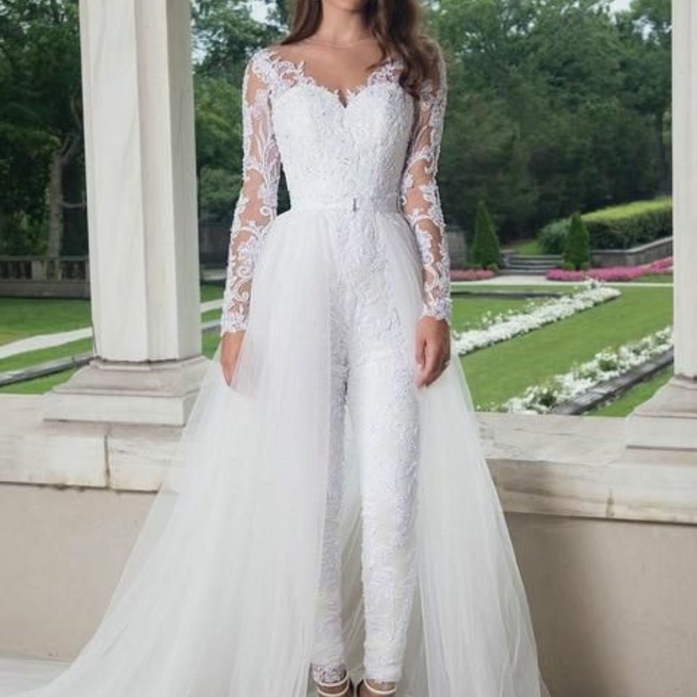 10 looks con jumpsuit para verte increible en tu boda civil en el 2022