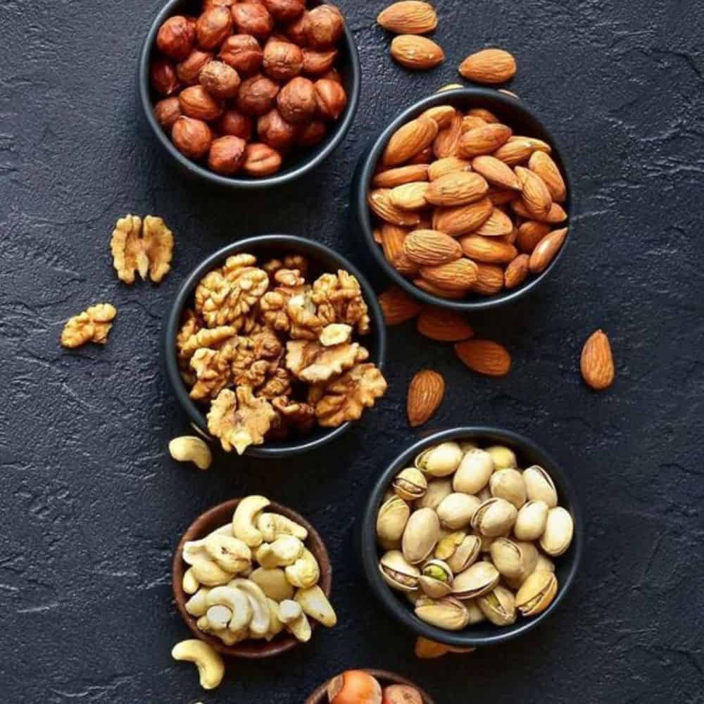 10 snacks para combatir la ansiedad cuando estas en el trabajo-semillas y fruots