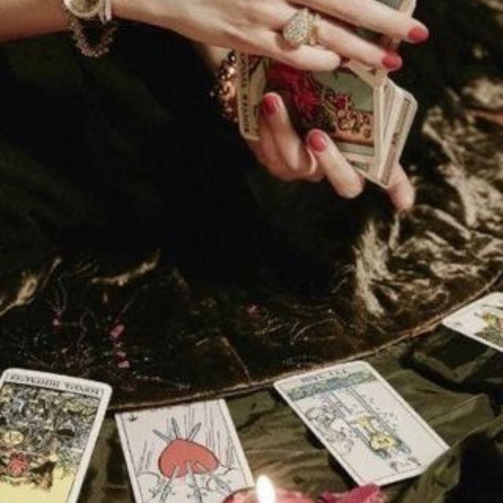 La magia de los cinco elementos: aprende a utilizar el tarot y los hechizos 0