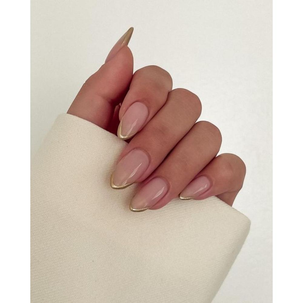 Francés oro 10 ideas para llevar uñas doradas y lucir elegante en la oficina