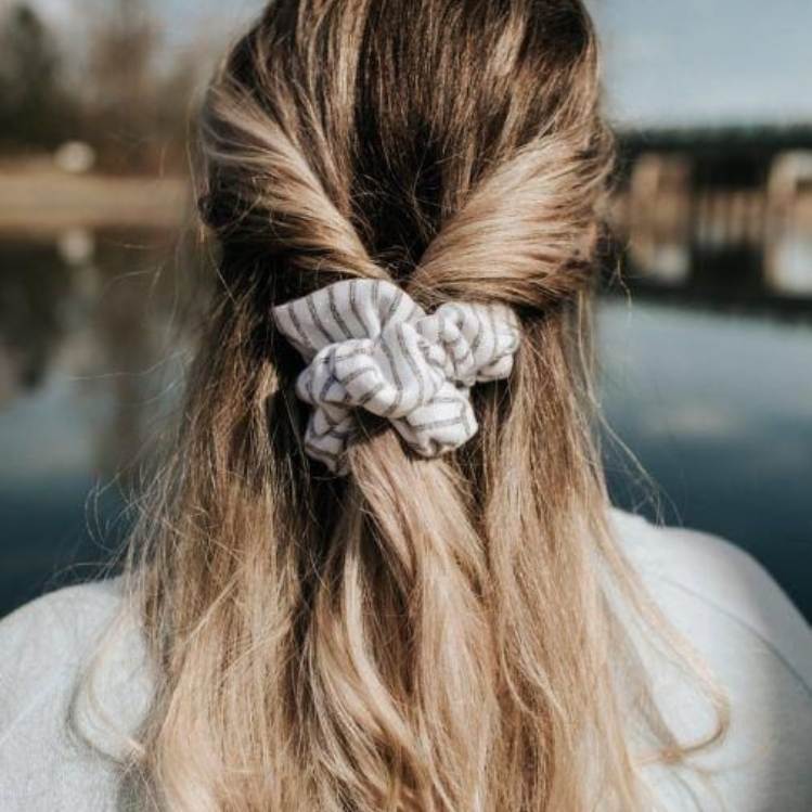 10 accesorios de cabello que estarán en tendencia este otoño 2022