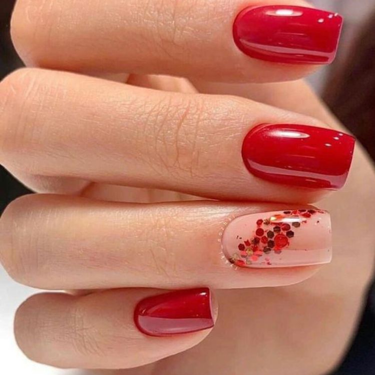 10 ideas para combinar tus uñas rojas con otros colores para que se vean bien