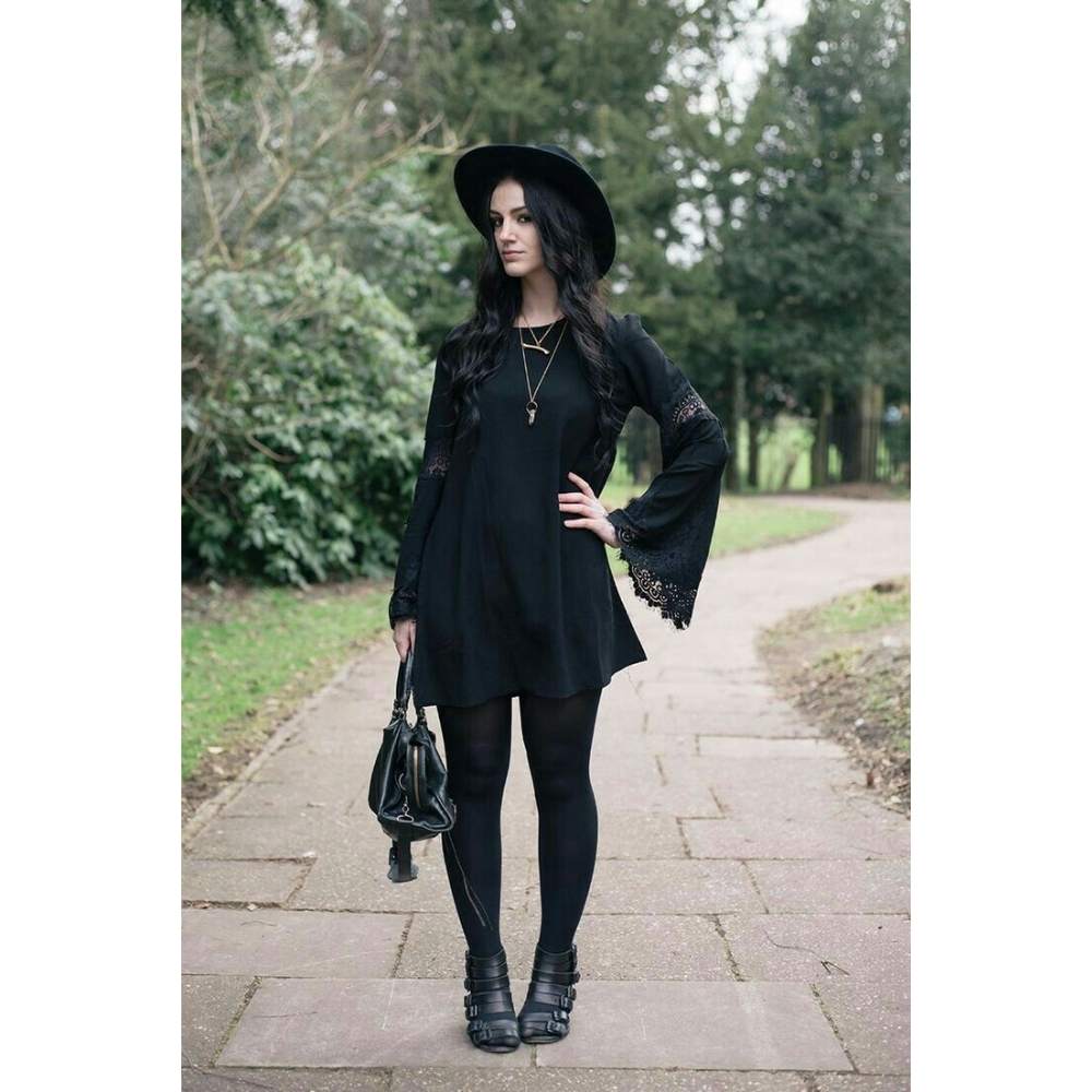 10 básicos que debes tener en tu clóset para lucir outfits witchy style