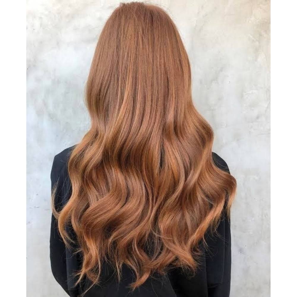 El cabello suelto es un básico del estilo elegante 10 ideas para lucir tu cabello ondulado juvenil y elegante