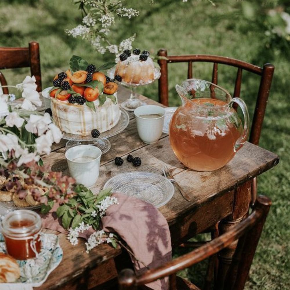 10 ideas de decoración que necesitas tener en tu cumpleaños 26- haz un brunch