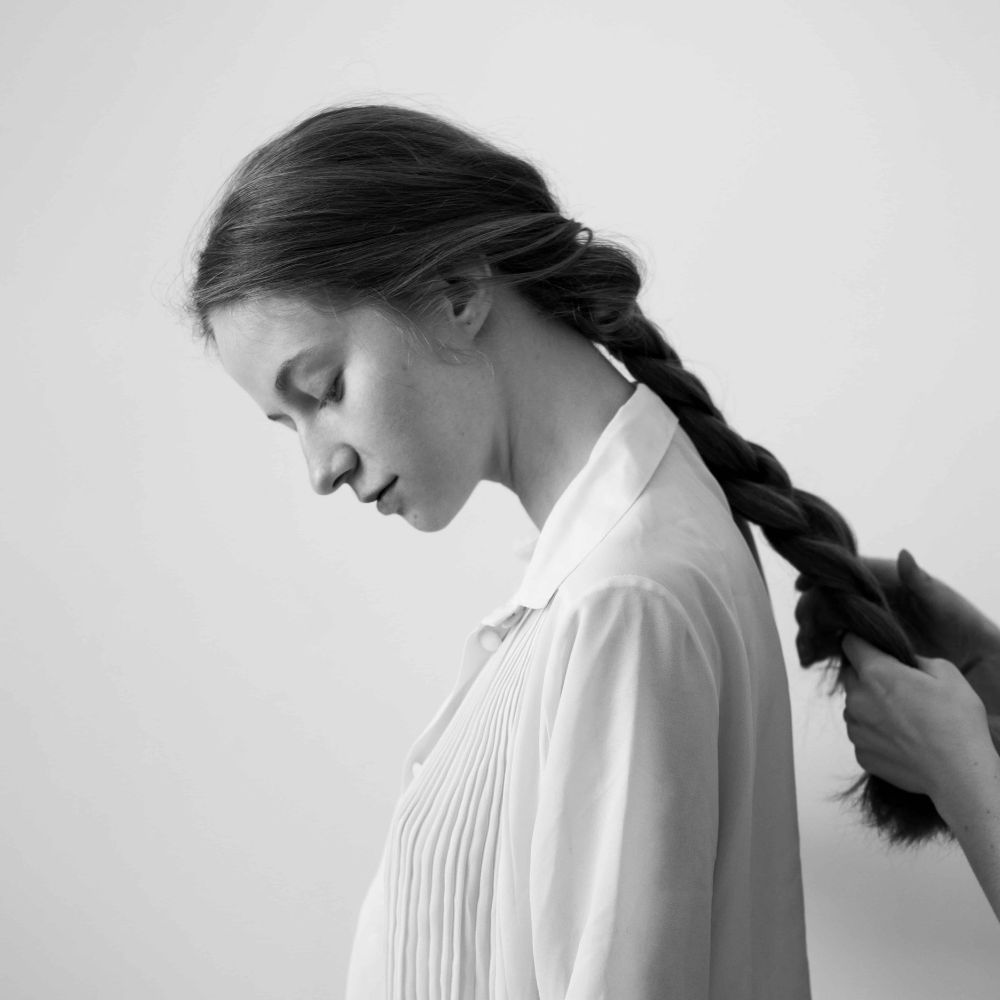10 peinados fáciles para verte guapa en domingo. trenza despeinada
