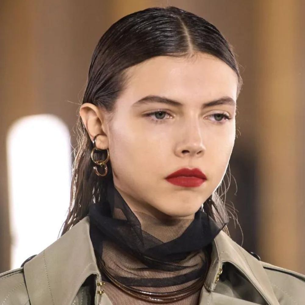 10-tonos-en-este-otono-para-tus-labios-que-te-haran-lcuir-guapa–roja-cereza